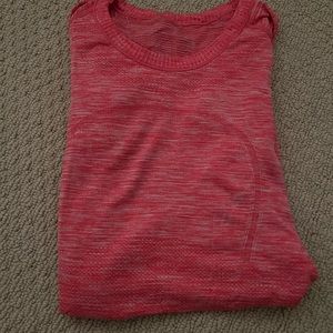 Lululemon short sleeve swiftly tech